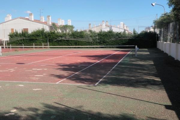 Apartsalou Cambrils Jupiter Екстер'єр фото